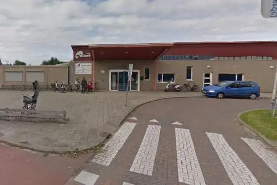 Zwembad van buitenaf